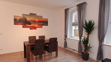 Dineren