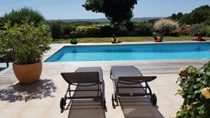 Piscine extérieure, piscine chauffée
