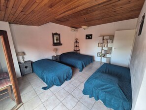 2 bedrooms, iron/ironing board, travel crib, free WiFi