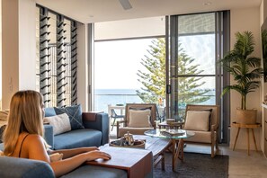 TV, offices - Kings Beach Oceanfront Oasis (Kings Beach)