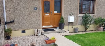 Ella's Hoose homely 2 bedroom house