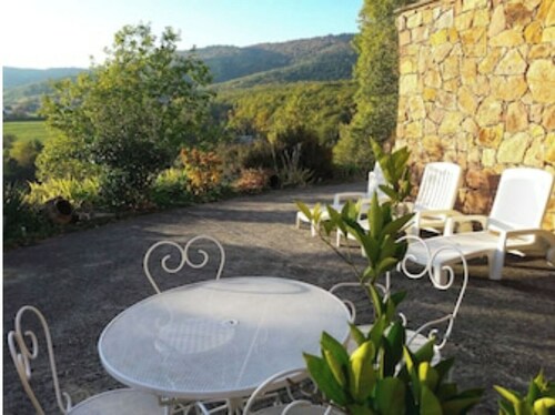 Gite in the heart of nature with panoramic view n°1