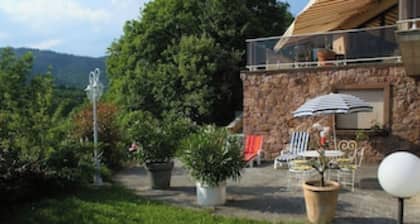 Gite in the heart of nature with panoramic view n°1