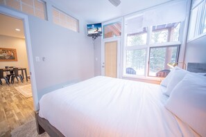 1 slaapkamer, een strijkplank/strijkijzer, wifi, beddengoed