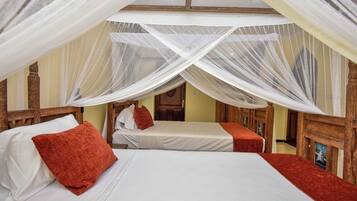 4 chambres, coffres-forts dans les chambres, fer et planche Ă repasser