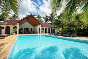 Piscina externa