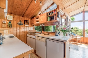 Kitchen - Scandinavian Style Chalet, Rock, Cornwall (Rock)