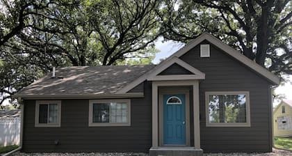 Lake View Home in Spirit Lake