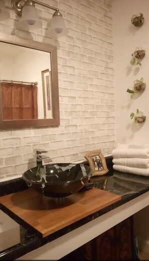 Bathroom - ........... (Charlestown)