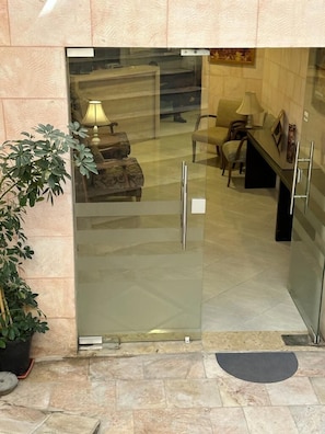 Exterior - Petra town check-Inn (Wadi Musa)