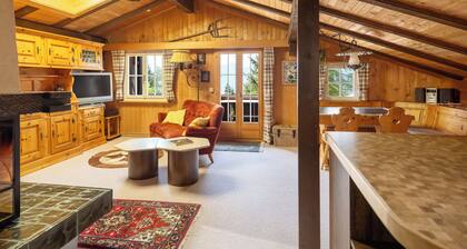 "AlpstĂŒbli" on Axalp near Brienz - a rustic gem