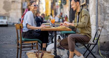 Large, Authentic 2-bed Apartment, Panoramic Views