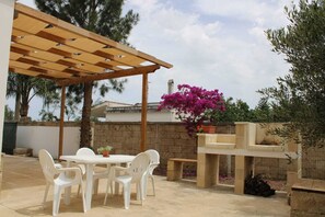 Outdoor dining - Residence Sun Sea (Puglia)