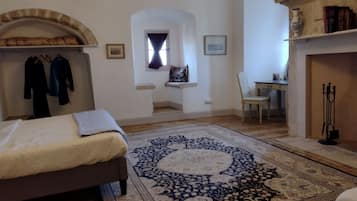 4 bedrooms, free WiFi, bed sheets