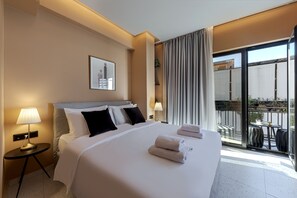 Quarto clássico | Roupas de cama antialérgicas, cofres nos quartos, cortinas blackout