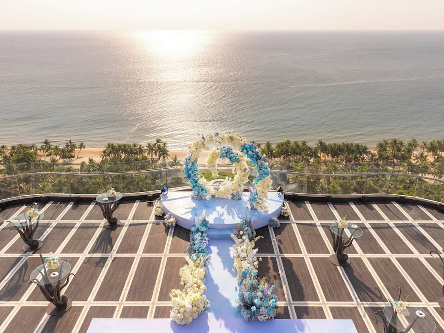 2 bares, bar junto a la piscina, bar en la playa