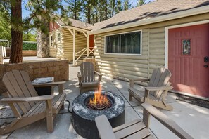 Terrace/patio - Central Big Bear Home • Hot Tub + Outdoor Firepit (Big Bear Lake)