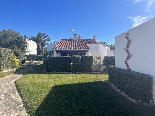 Menorcan house for families in front of the beach with WIFI and air conditioning