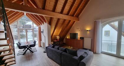 94qm Ferienwohnung im Dachgeschoss WLAN Nationalpark Nordschwarzwald ruhige Lage