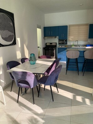 Comfort Apartment | Dining room