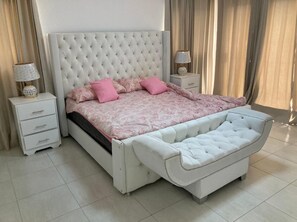 Comfort Apartment | 3 bedrooms, premium bedding, blackout curtains, iron/ironing board - Exclusive Apartment (La Vega)