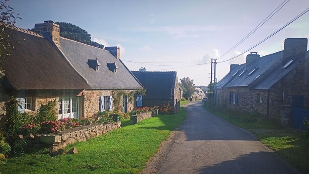 Exterior - House Crozon with garden near the beach of Goulien- Village de Dinan (Crozon)