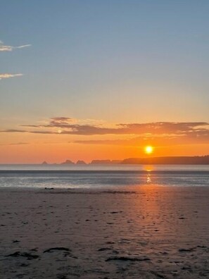 Beach - House Crozon with garden near the beach of Goulien- Village de Dinan (Crozon)