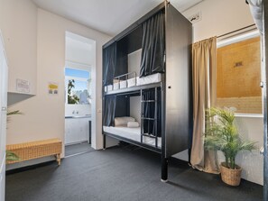 Literie de qualité supérieure, Wi-Fi gratuit, draps fournis