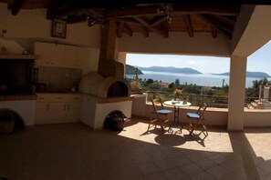 House | Pool - Immaculate 3-bed House in Ermioni (Ermionida)