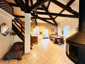 Interior - Gîte le Moulinage du Luol with wooded grounds (Saint-Julien-du-Serre)