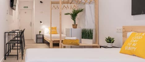 Chambre Quadruple Familiale, salle de bains attenante