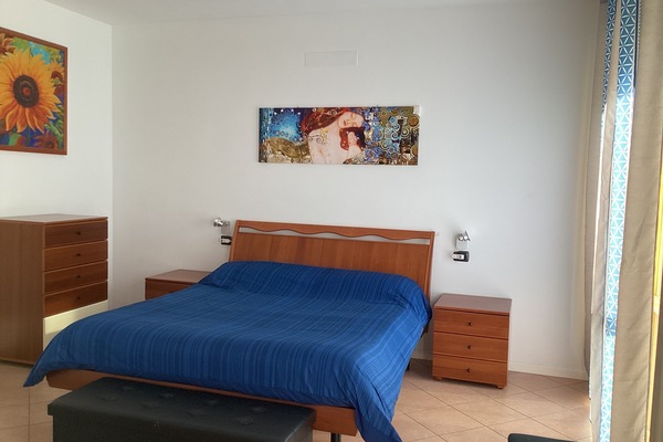 1 camera, ferro/asse da stiro, Wi-Fi gratuito, lenzuola