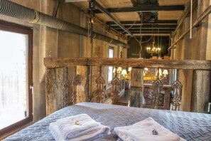 3 bedrooms, desk, iron/ironing board, travel cot - ※Historisches Stellwerk|Boxspring bed|90sqm|Central※ (Lörrach)