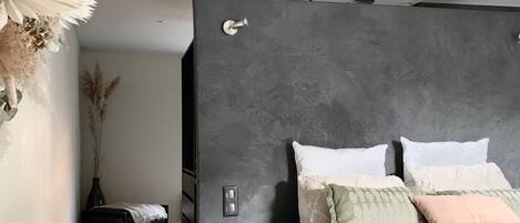 2 chambres, fer et planche à repasser, lit parapluie, Wi-Fi gratuit