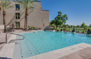 Outdoor pool, a heated pool