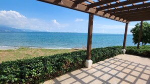 Beach/ocean view - Balcony Breeze @ Bayfront Villas Portmore (Portmore)