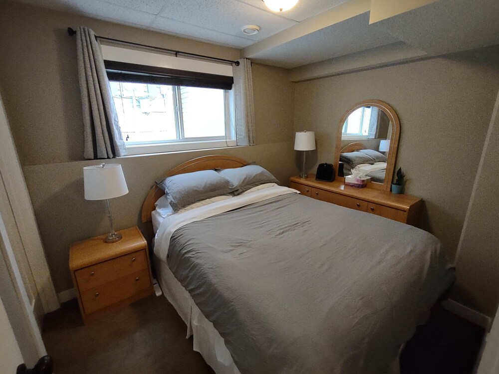 2 Bedroom Basement Suite Fully Stocked, Clean & PetFriendly
