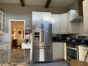Fridge, microwave, oven, stovetop - History and Romance abound in this restored home & cabin in cozy Evergreen (Evergreen)