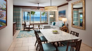 Dining - OCEAN FRONT NEWEST UNITs FULL KITCHEN, Napili/Lahaina villas, 2 Bedroom Sleeps 8 (Lahaina)