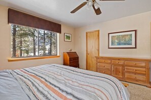 4 bedrooms, WiFi, bed sheets