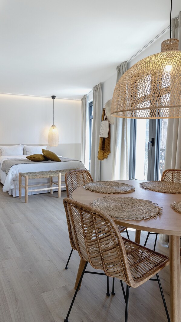 Bügeleisen/Bügelbrett, WLAN, Bettwäsche