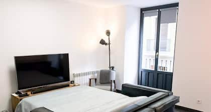 Navarro Suite Pamplona - Family Management