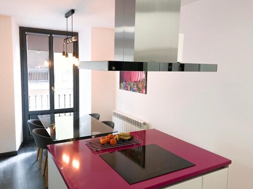 Navarro Suite Pamplona - Family Management