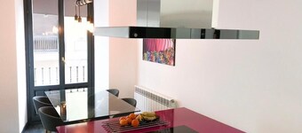 Navarro Suite Pamplona - Family Management