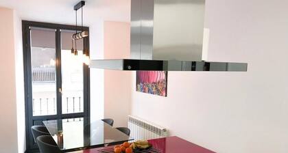 Navarro Suite Pamplona - Family Management