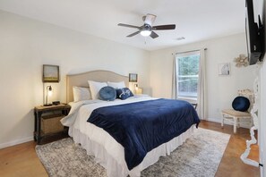3 Schlafzimmer, Bügeleisen/Bügelbrett, Reisekinderbett, kostenloses WLAN