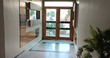 Chaleureux Appartement à 1 min à Pied de la Mosquée Hassan II