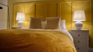House | 4 bedrooms, iron/ironing board, free WiFi, bed sheets