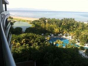 حمّام سباحة خارجي، حمّام سباحة مُدفَّأ