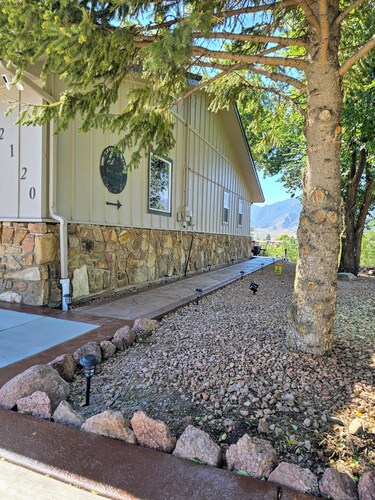 Grandview Mesa - Amazing Mountain Views!!!